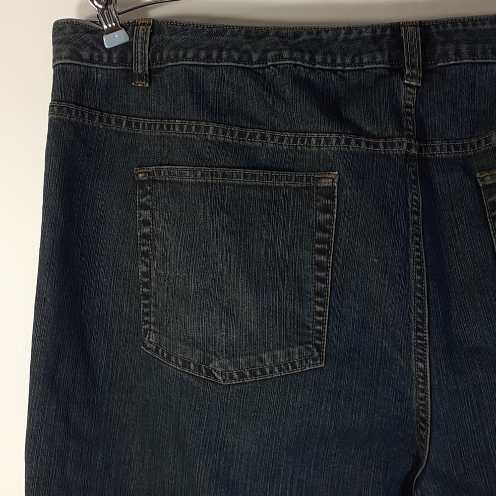 Fashion Bug 🟨 Wilshire 8 Short Women's Blue Jeans - Picture 9 of 16